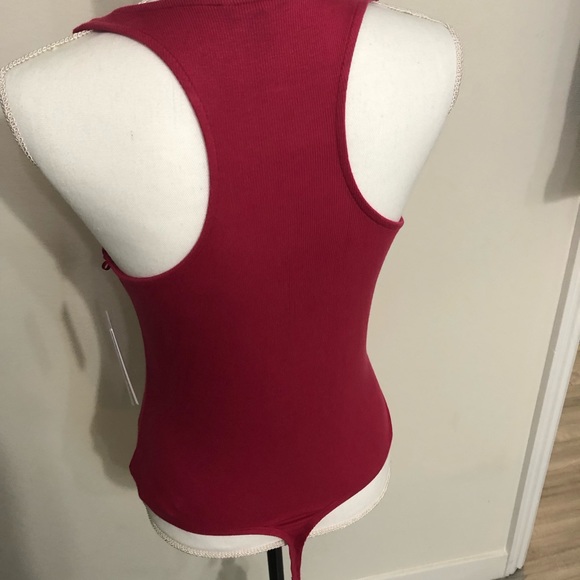 Guess bodysuit - Picture 2 of 5